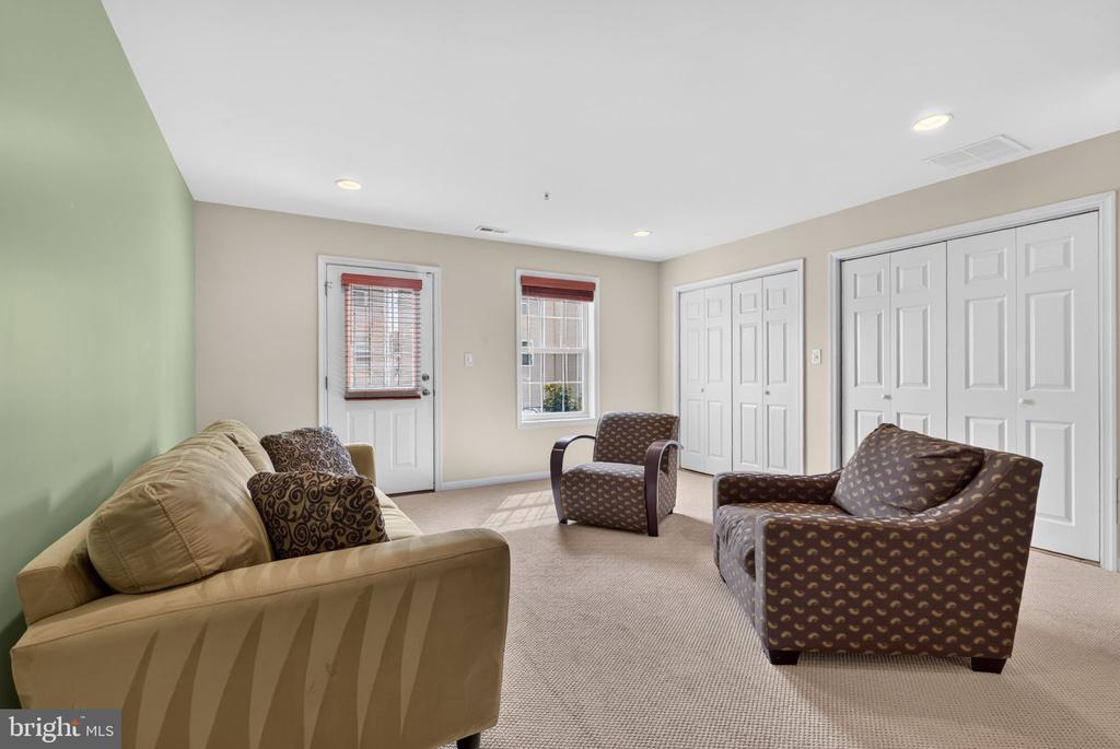 4292 S SOUTH CAPITOL TERRACE SW
