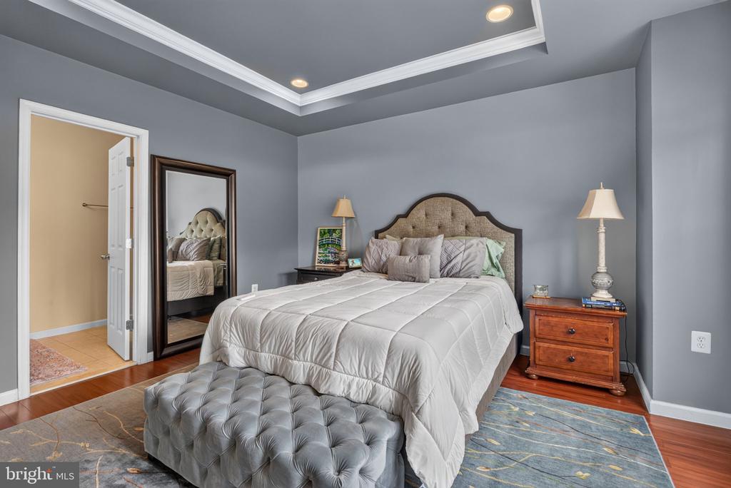 4292 S SOUTH CAPITOL TERRACE SW
