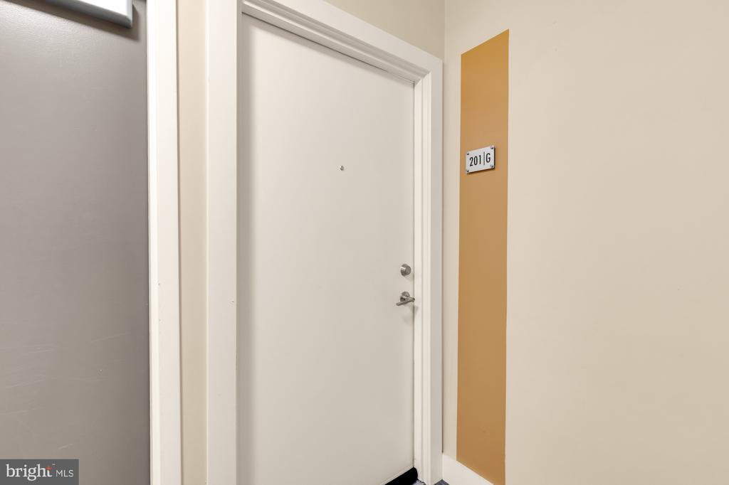 315 G STREET NE Unit: 201