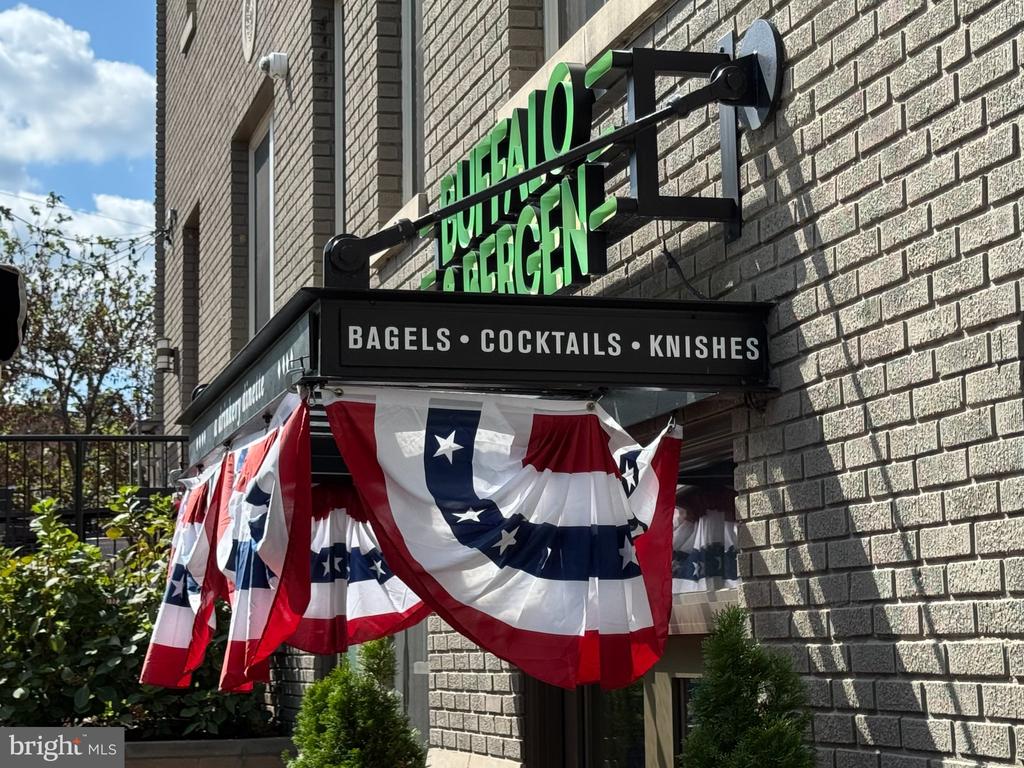 315 G STREET NE Unit: 201