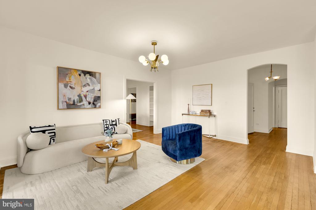 2040 BELMONT ROAD NW Unit: 606