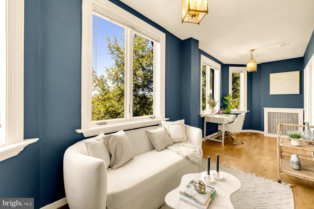 2040 BELMONT ROAD NW Unit: 606