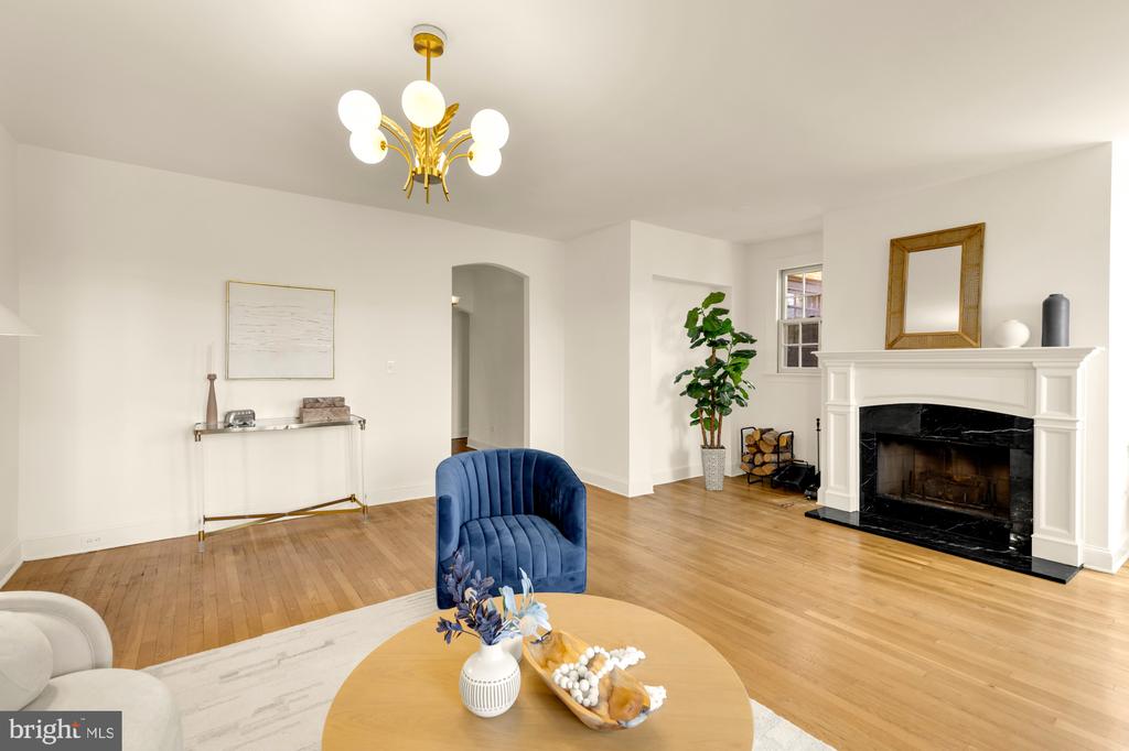2040 BELMONT ROAD NW Unit: 606