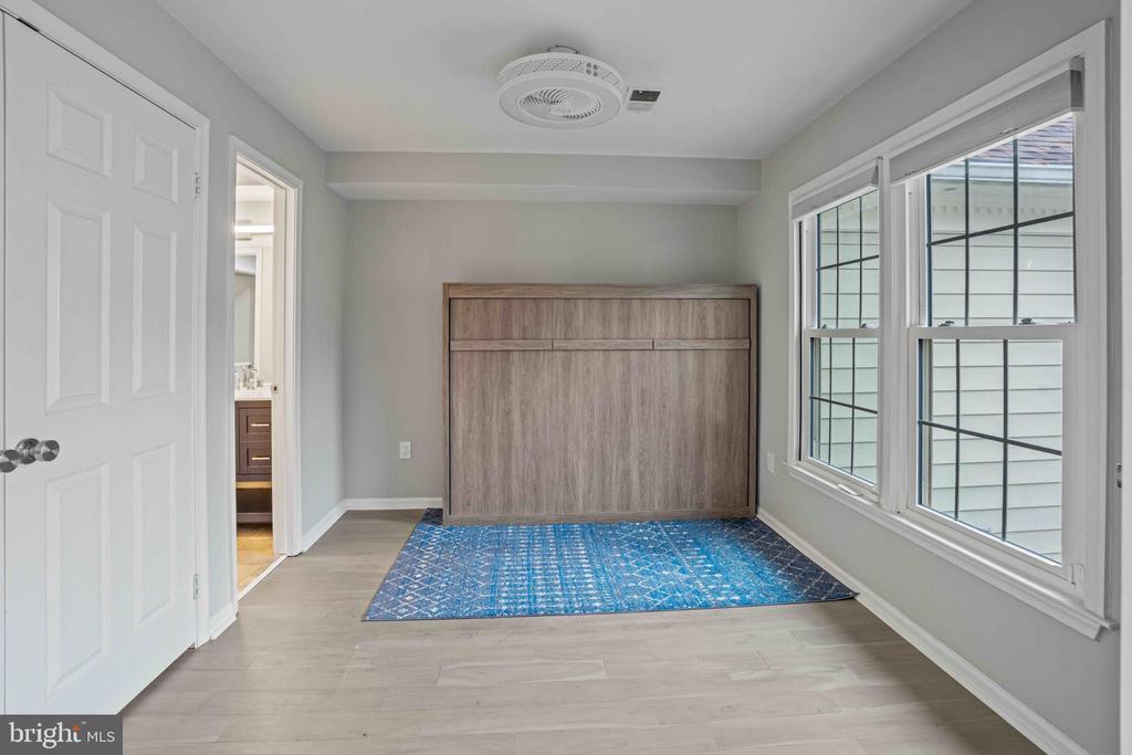 10835 LUXBERRY Unit: 29