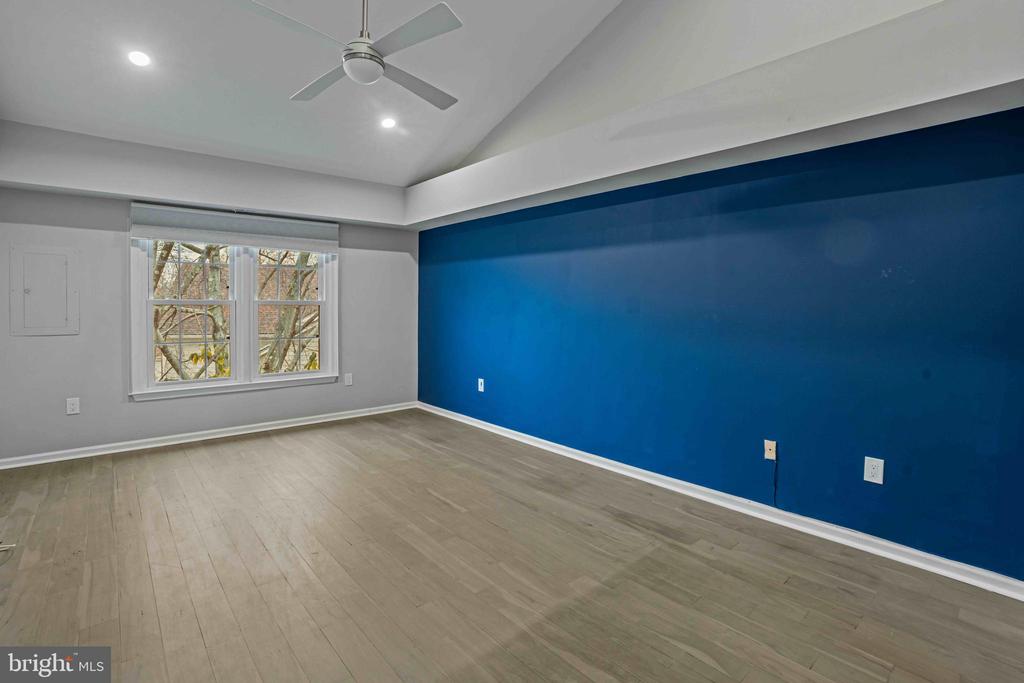 10835 LUXBERRY Unit: 29