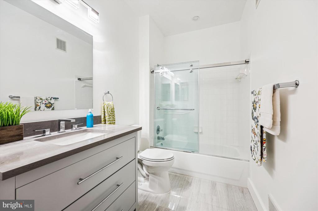 110 CHEVY CHASE STREET Unit: 205
