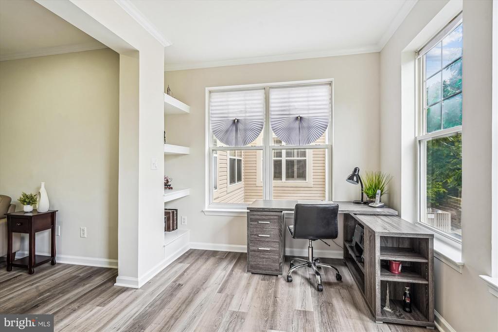 301 HIGH GABLES DRIVE Unit: 305