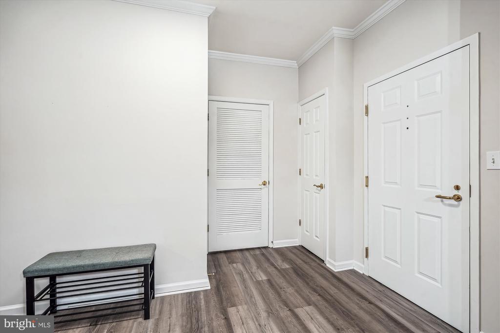 301 HIGH GABLES DRIVE Unit: 305