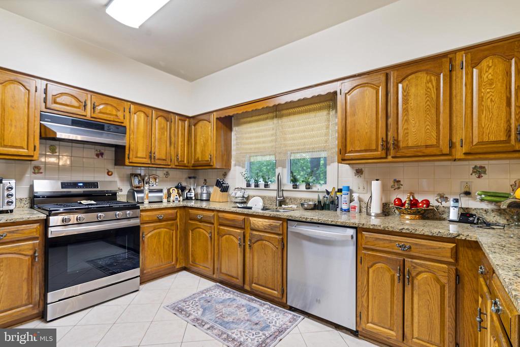 15008 NOTLEY ROAD