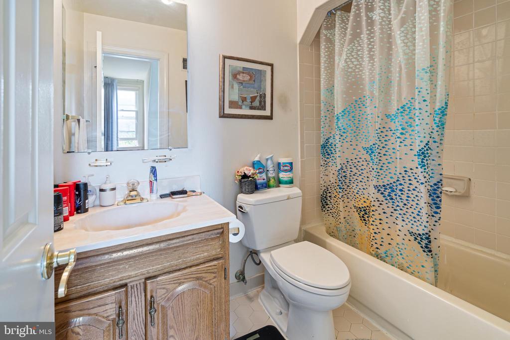 15008 NOTLEY ROAD