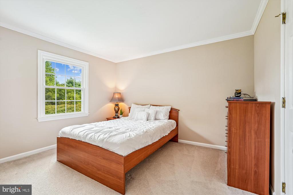 9213 HUNTMASTER ROAD