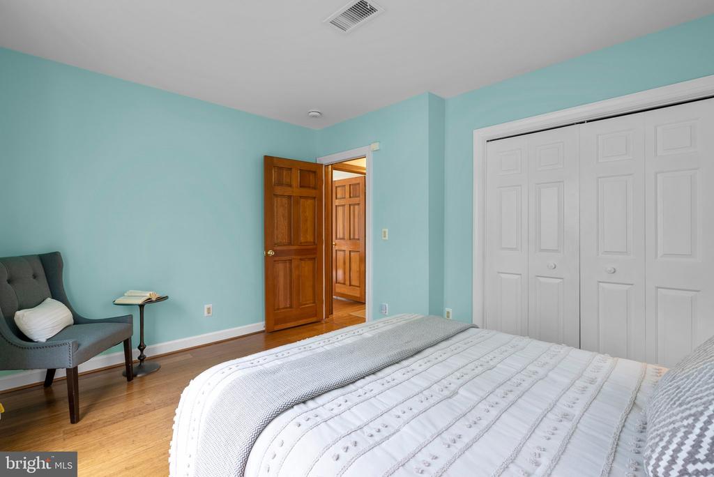 5808 RIGGS ROAD