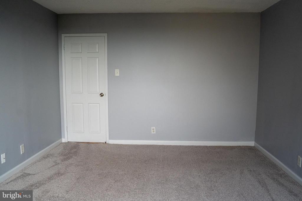 4601 N PARK AVENUE Unit: 1212