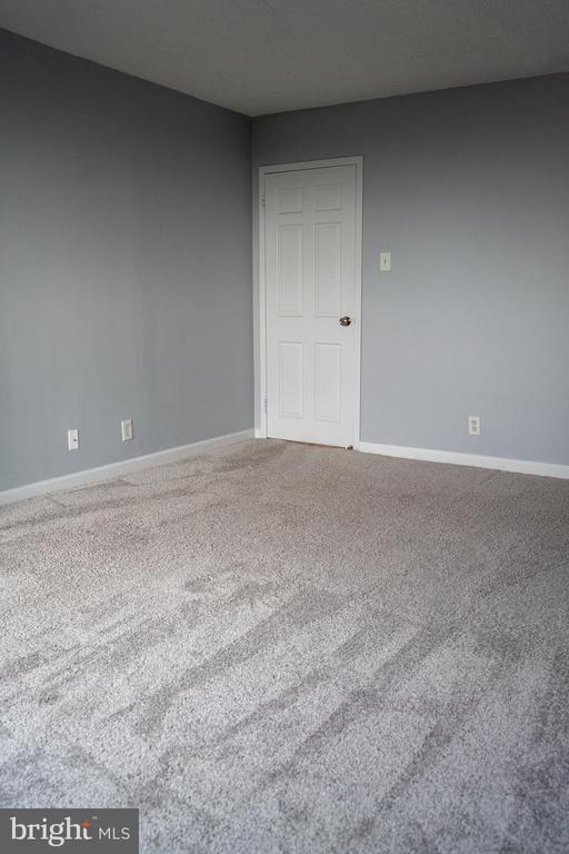 4601 N PARK AVENUE Unit: 1212