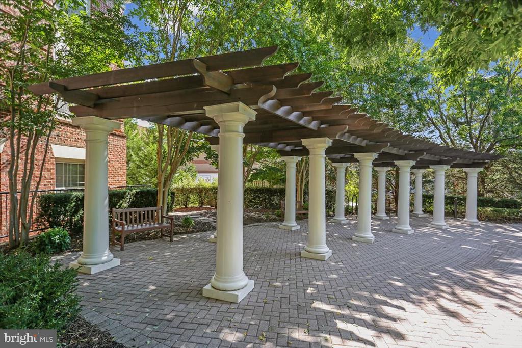 17 GRANITE PLACE Unit: 396