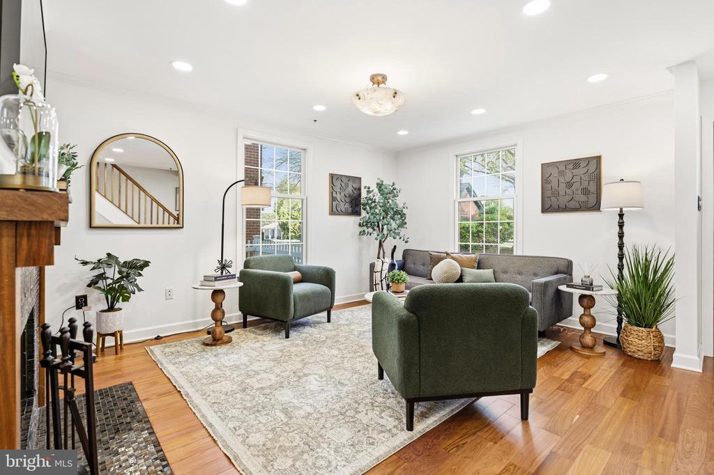 112 KENT SQUARE ROAD