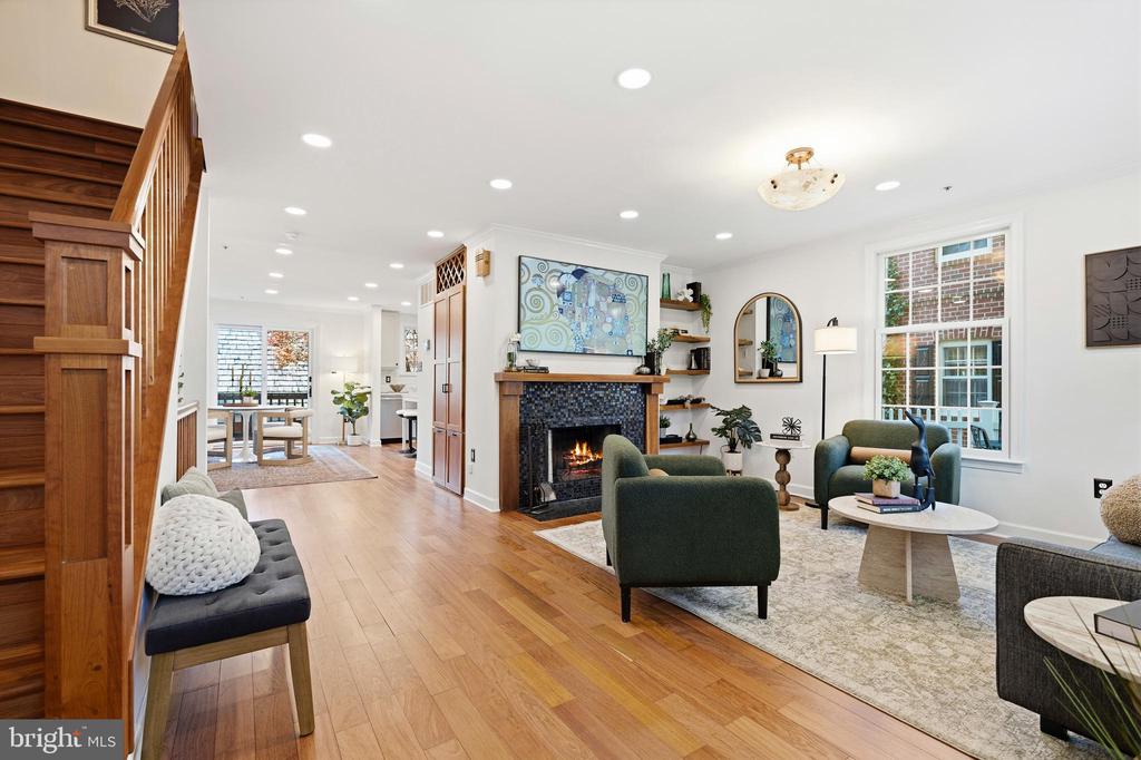 112 KENT SQUARE ROAD