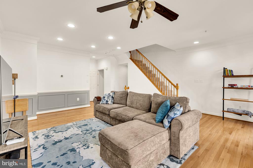 2309 GEORGIA VILLAGE WAY