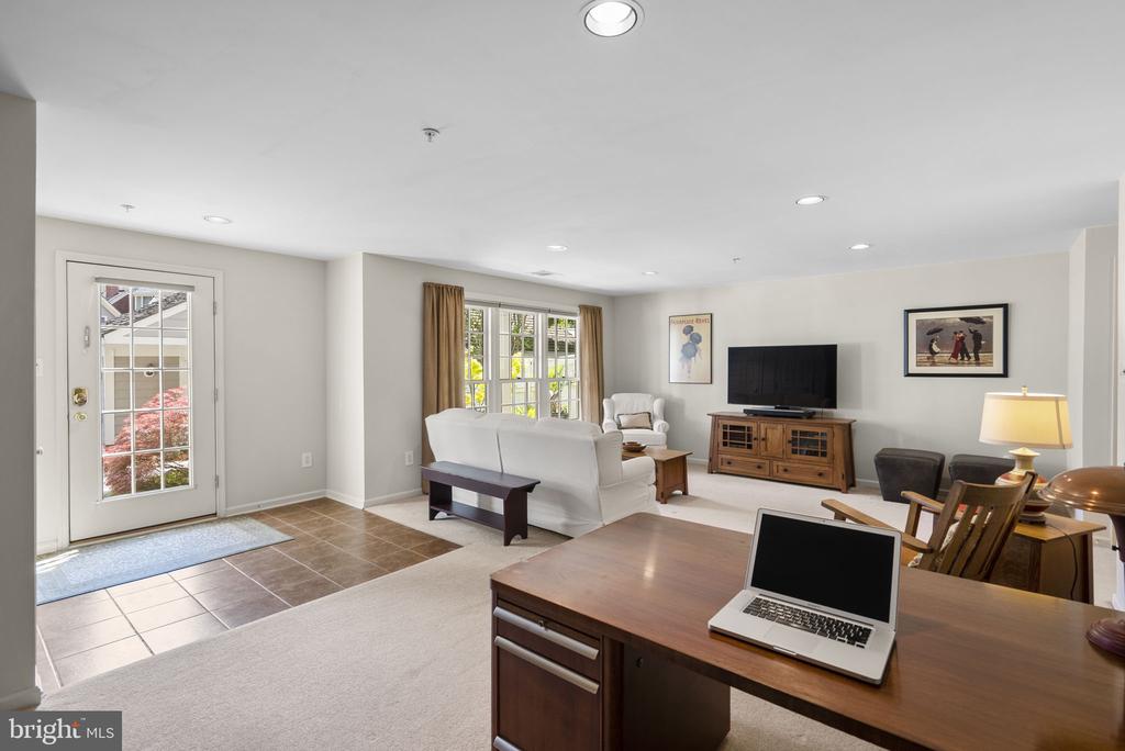 3 KENT GARDENS CIRCLE