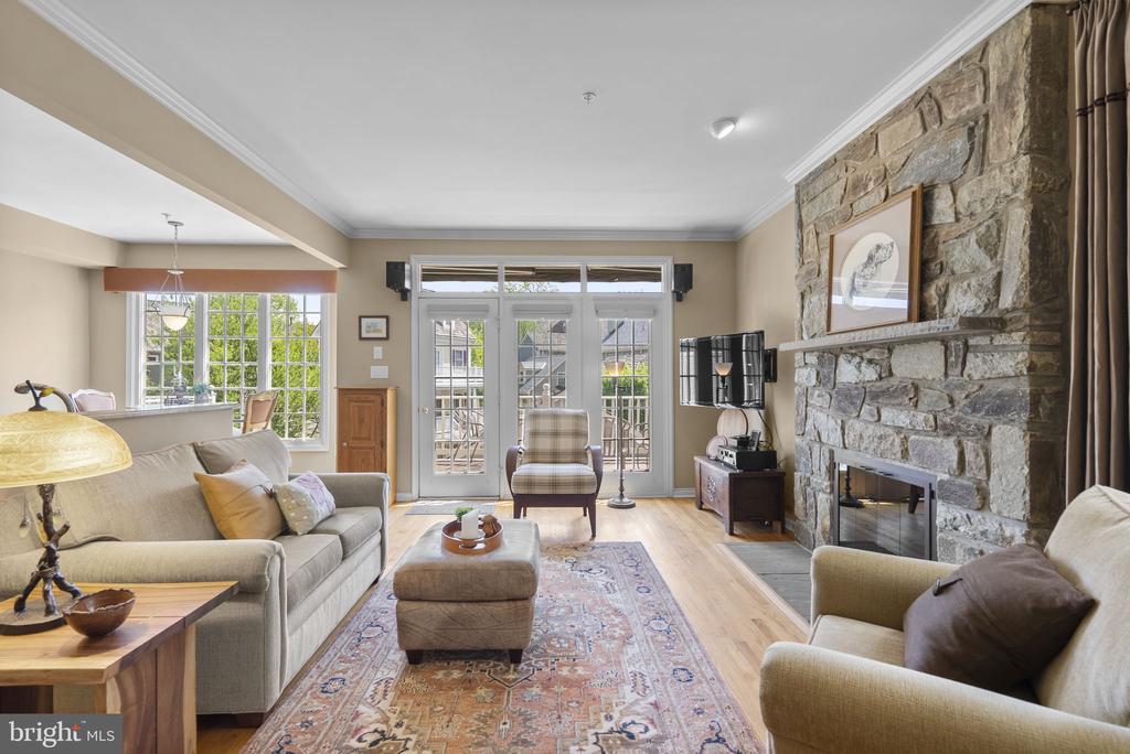 3 KENT GARDENS CIRCLE