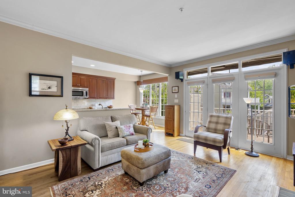3 KENT GARDENS CIRCLE