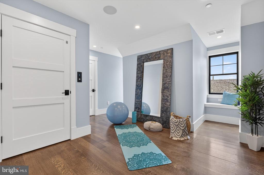 127 THURGOOD STREET