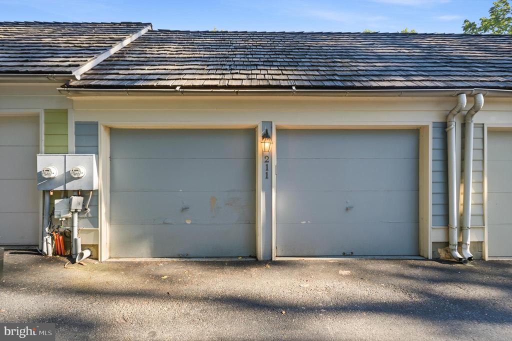 211 FIREHOUSE LANE