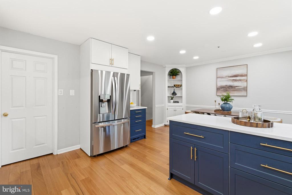 211 FIREHOUSE LANE
