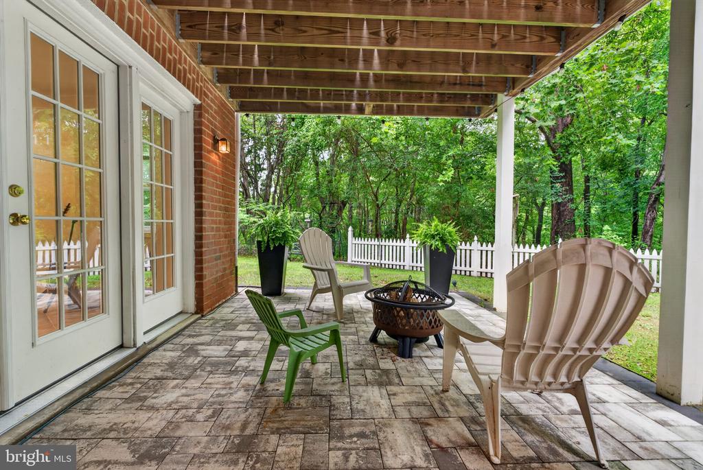 118 HART ROAD