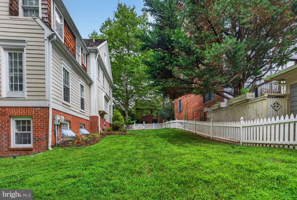 118 HART ROAD
