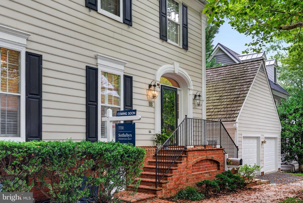 118 HART ROAD
