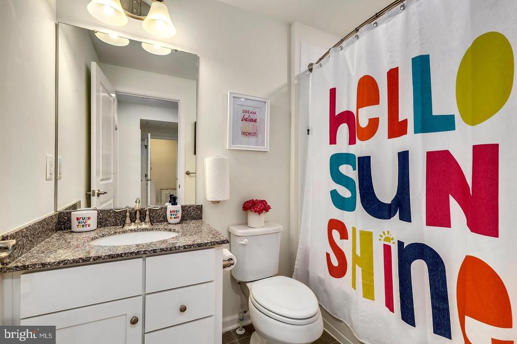 10110 DORSEY LANE Unit: 56 204 J