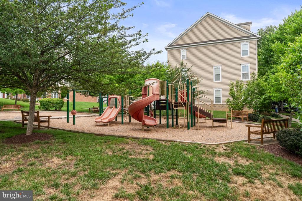 8311 GIBBS WAY