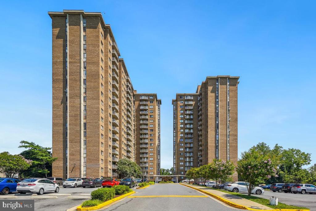 1836 METZEROTT ROAD Unit: 1416