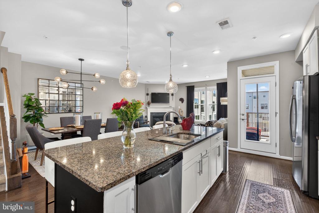 3314 TRIBUNE COURT Unit: H