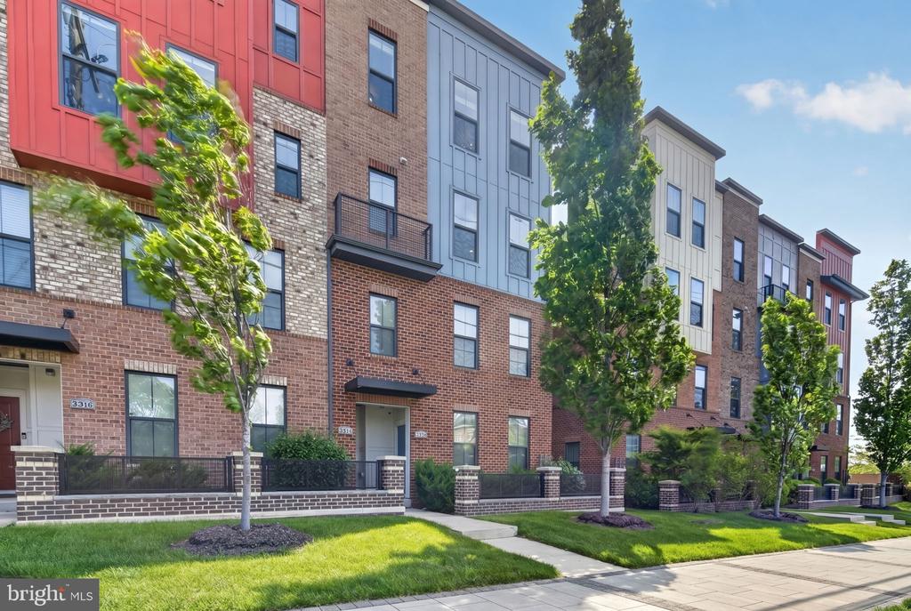 3314 TRIBUNE COURT Unit: H