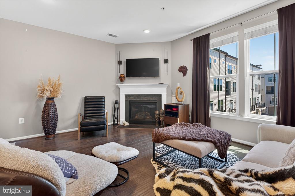 3314 TRIBUNE COURT Unit: H