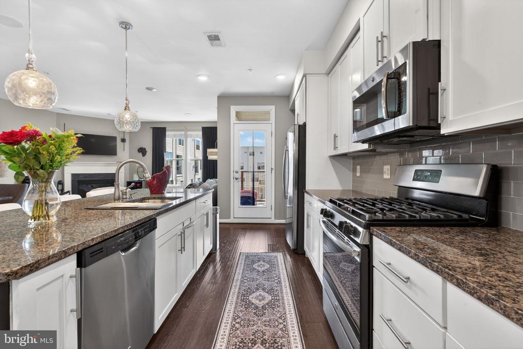 3314 TRIBUNE COURT Unit: H