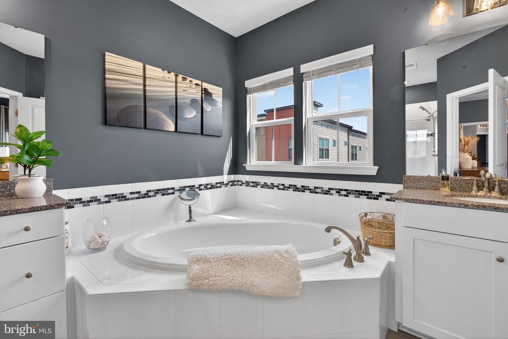 3314 TRIBUNE COURT Unit: H