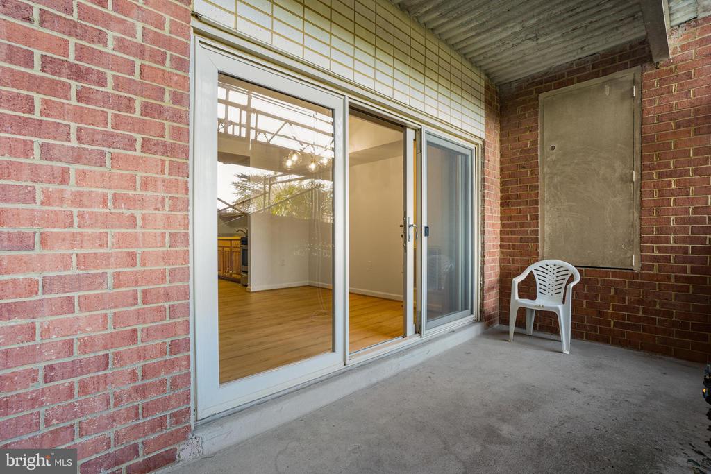 5250 VALLEY FORGE DRIVE Unit: 103
