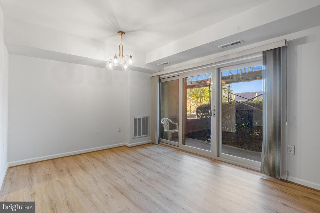 5250 VALLEY FORGE DRIVE Unit: 103