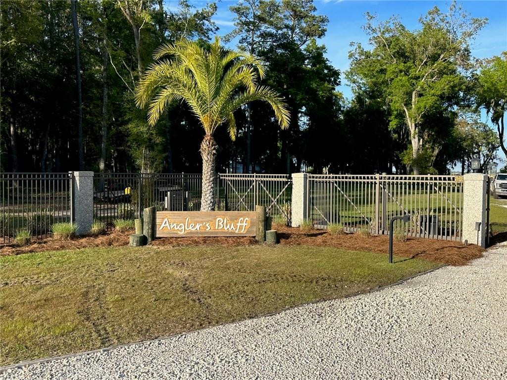 113 Anglers Way