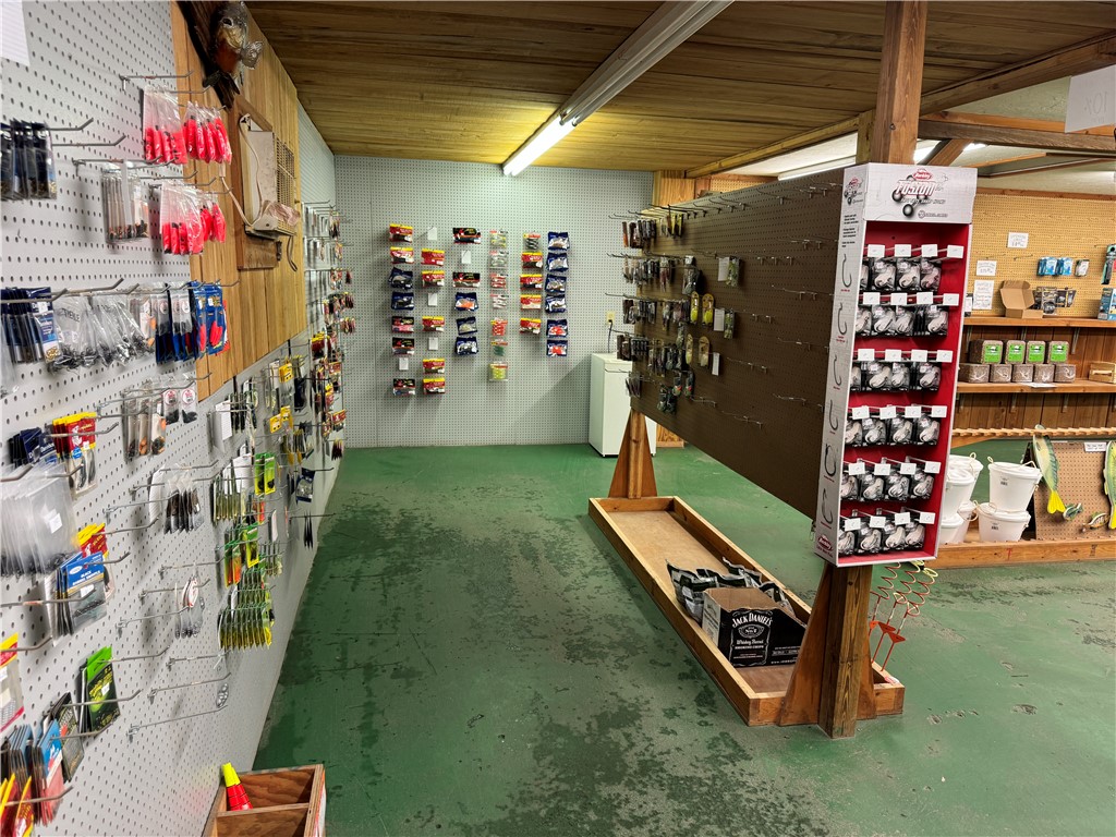 7154 Highway 110 Other W