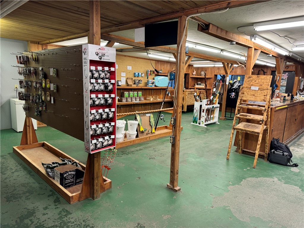 7154 Highway 110 Other W