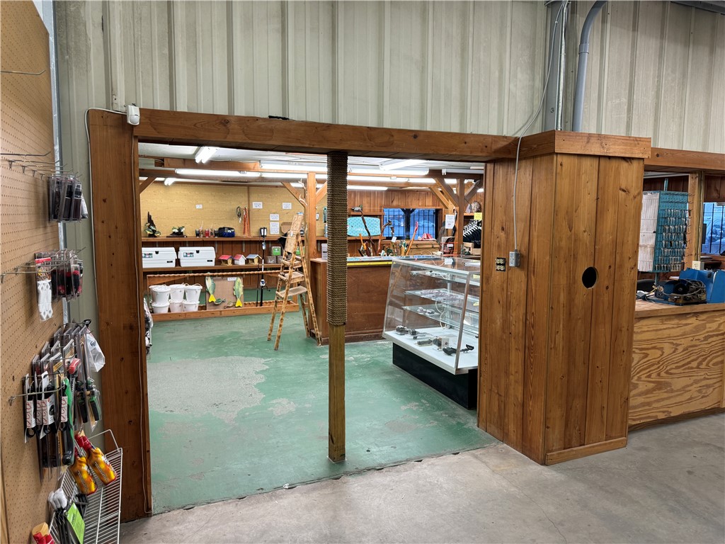 7154 Highway 110 Other W