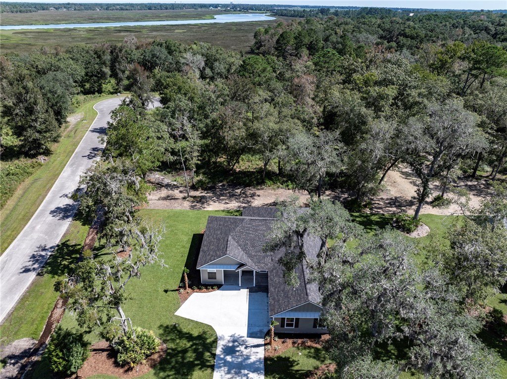 86 Fairwinds Drive
