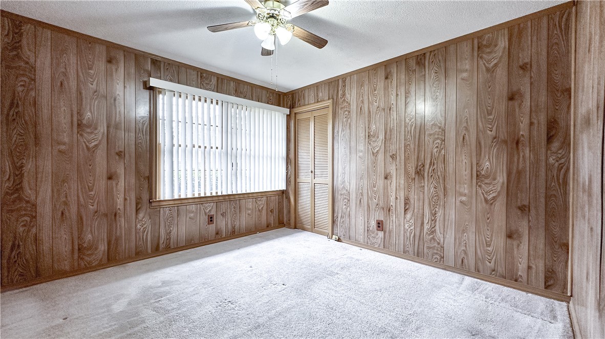 212 Fairway Oaks Drive