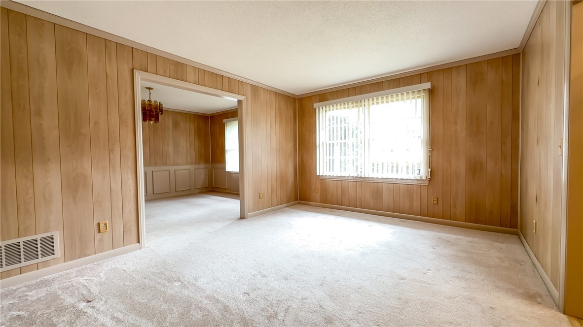 212 Fairway Oaks Drive