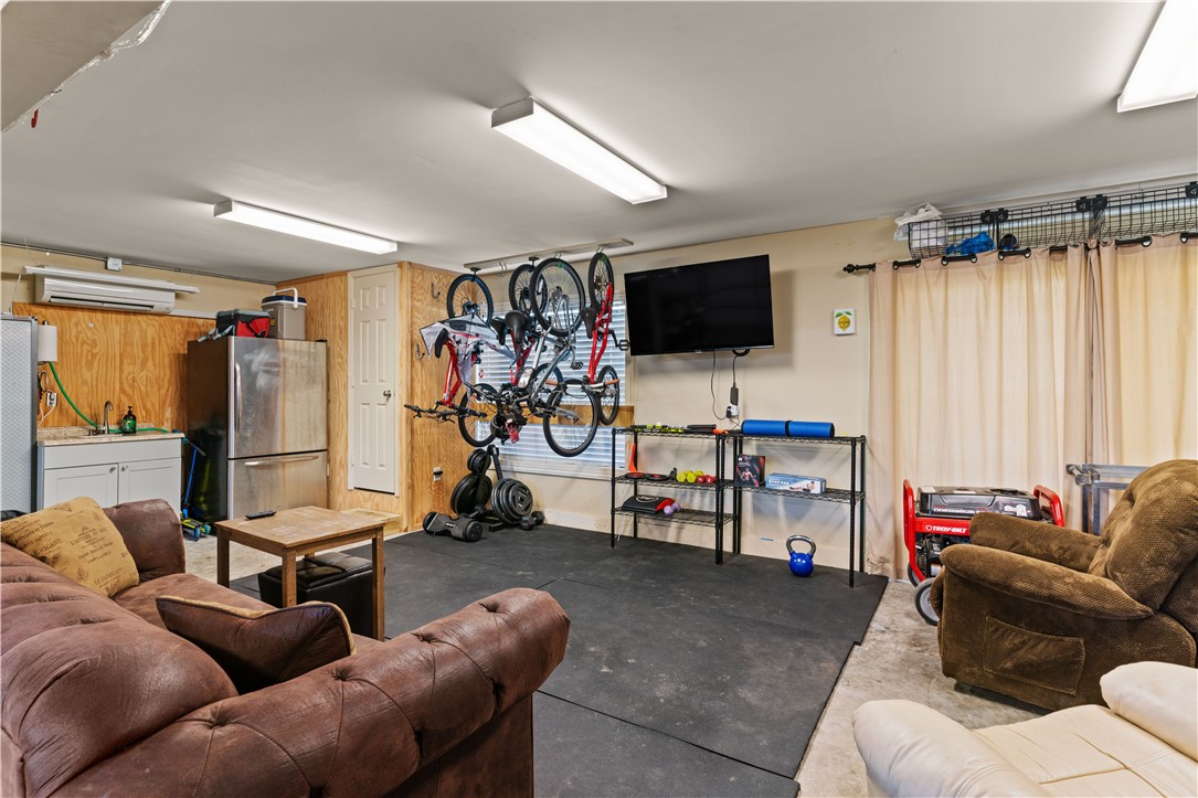 24 Moss Lane