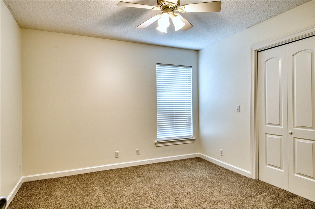 221 Country Walk Circle